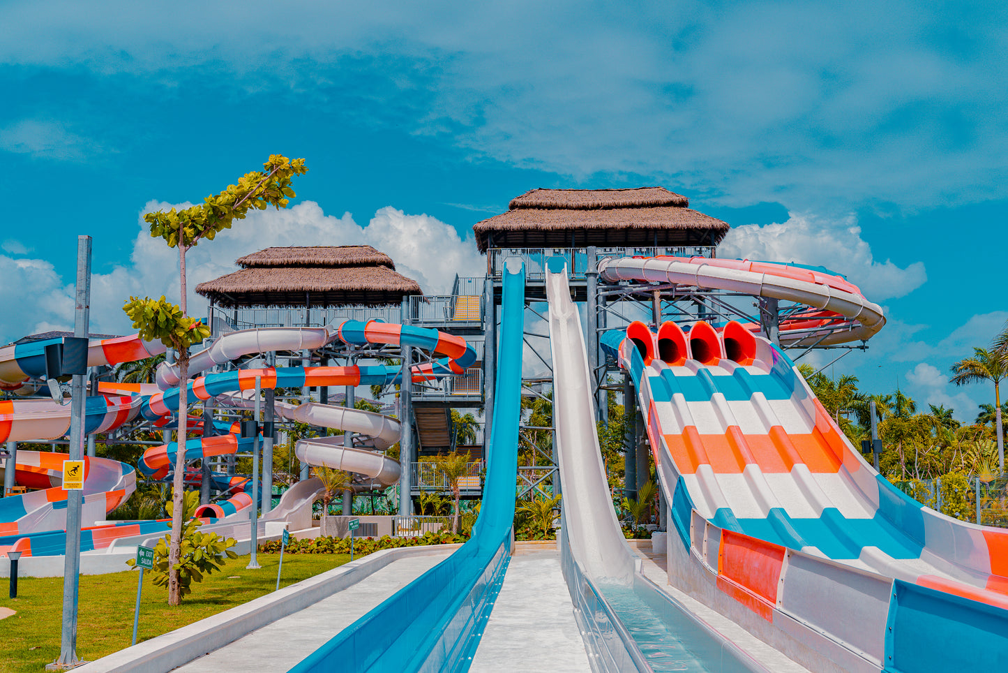Hard Rock Hotel & Casino Punta Cana | 3 días y 2 noches |2 adultos +2 niños GRATIS.