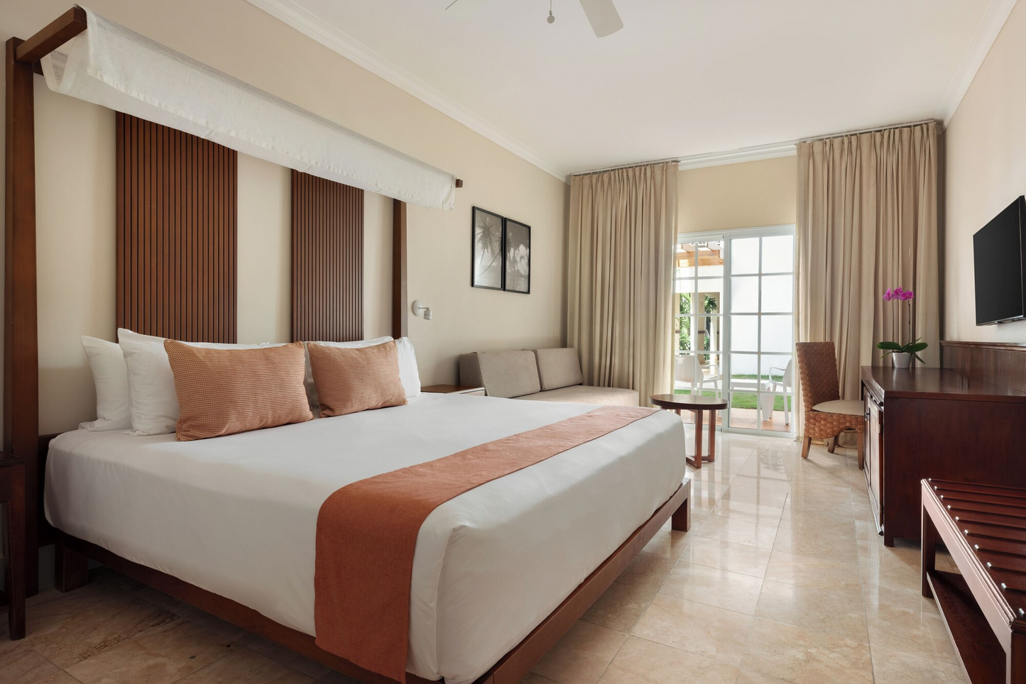 Sunscape Coco Punta Cana | 3 días y 2 noches |2 adultos