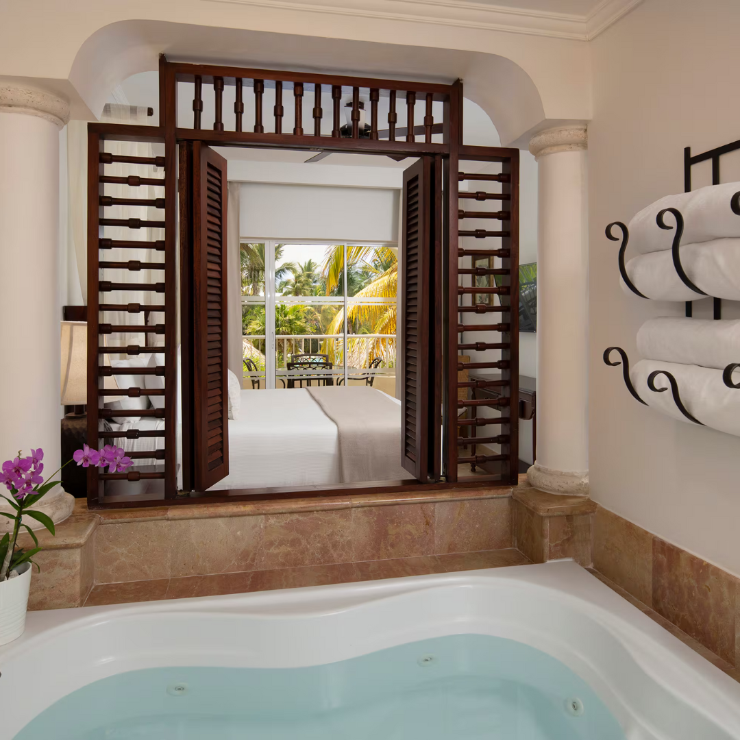 Melia Caribe Beach Resort - 3 días y 2 noches - 2 adultos (NOVIEMBRE)