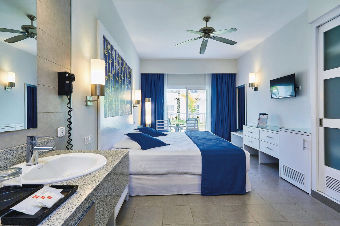 Hotel Riu Bambu Punta Cana | 3 días y 2 noches | 2 adultos
