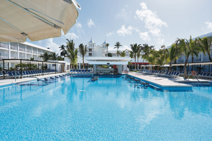 Hotel Riu Bambu Punta Cana | 3 días y 2 noches | 2 adultos