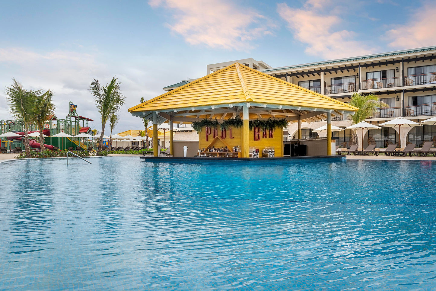 Ocean El Faro Punta Cana |  Paquete con Vuelo incluido.