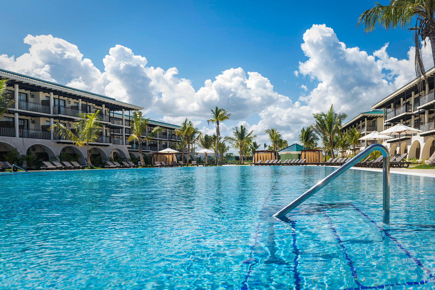 ocean el faro pool